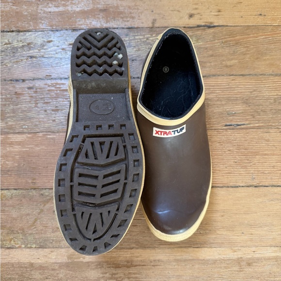 Xtratuf Mules Size 8 - Picture 2 of 2